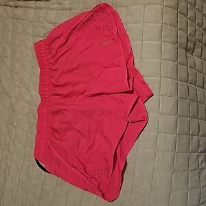 Reebok play dry pink shorts size l